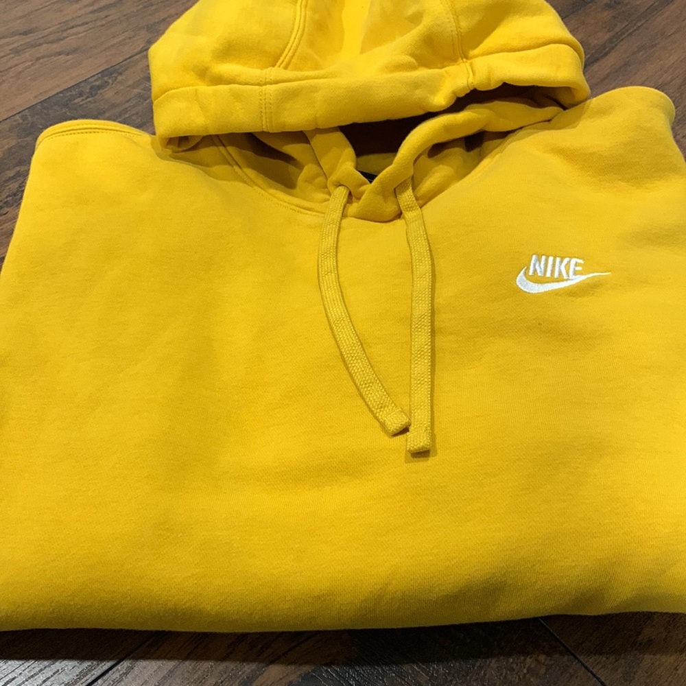 Nike, yellow Hoodie size M